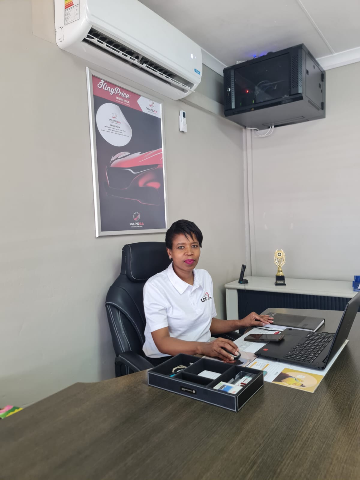 Busisiwe Nduneni - Senior Sales Consultant